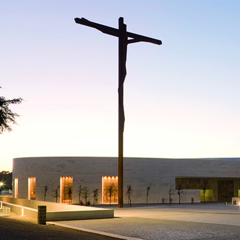 HOLY TRINITY CHURCH - FÁTIMA